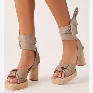 Paloma barcelo Luna taupe heels